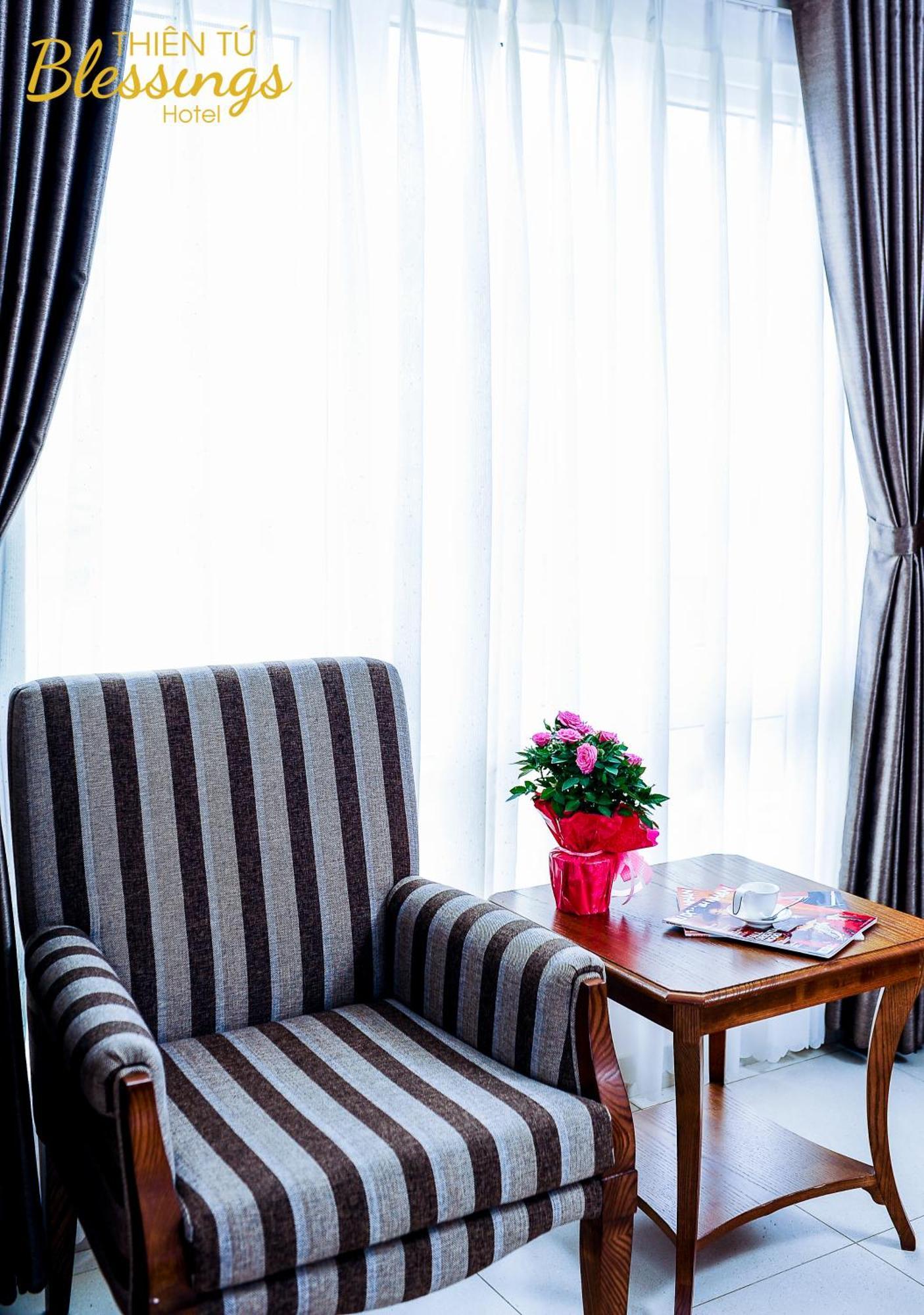 Thien Tu Hotel Thành Pho Ho Chí Minh Esterno foto