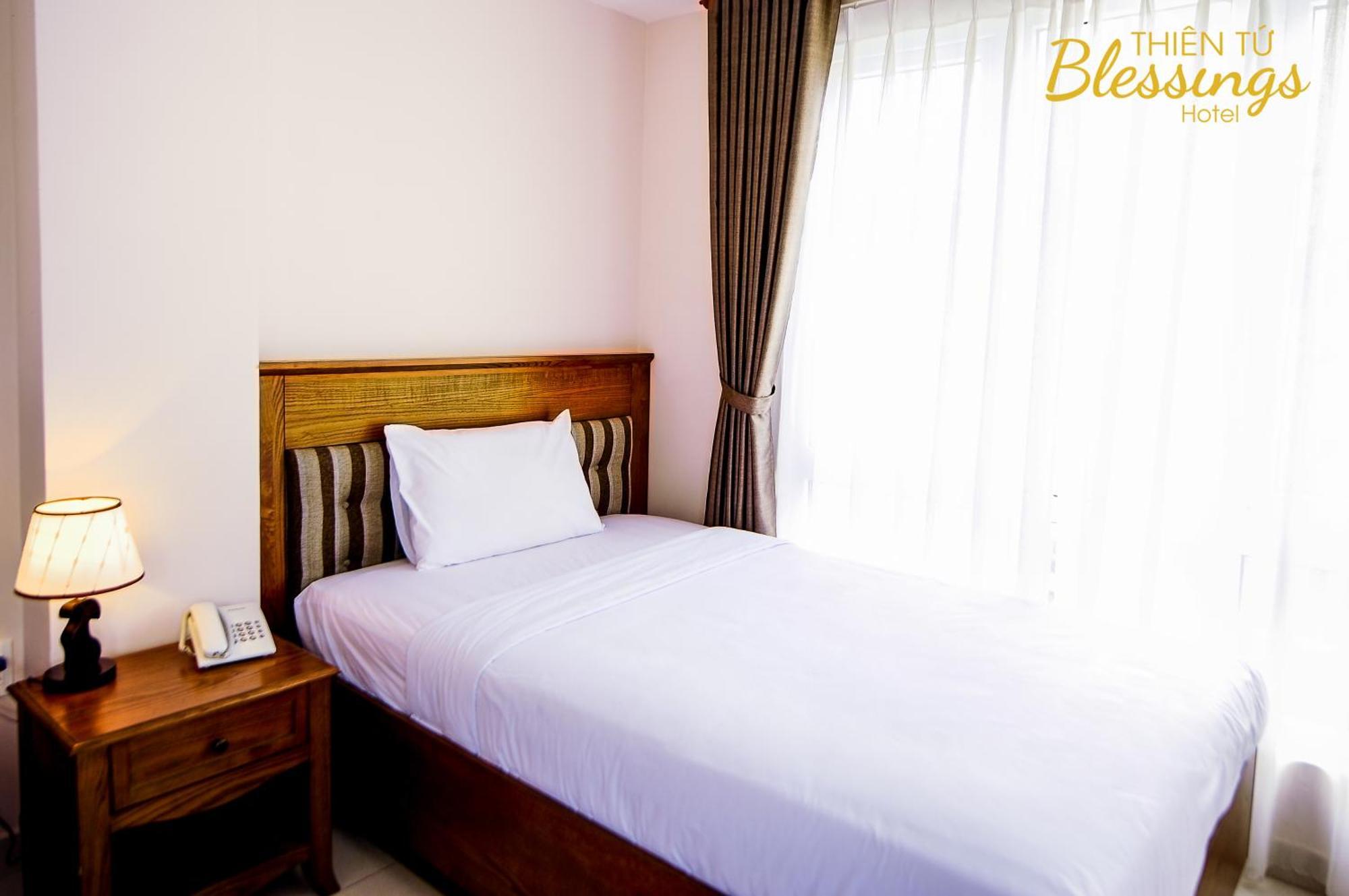 Thien Tu Hotel Thành Pho Ho Chí Minh Esterno foto